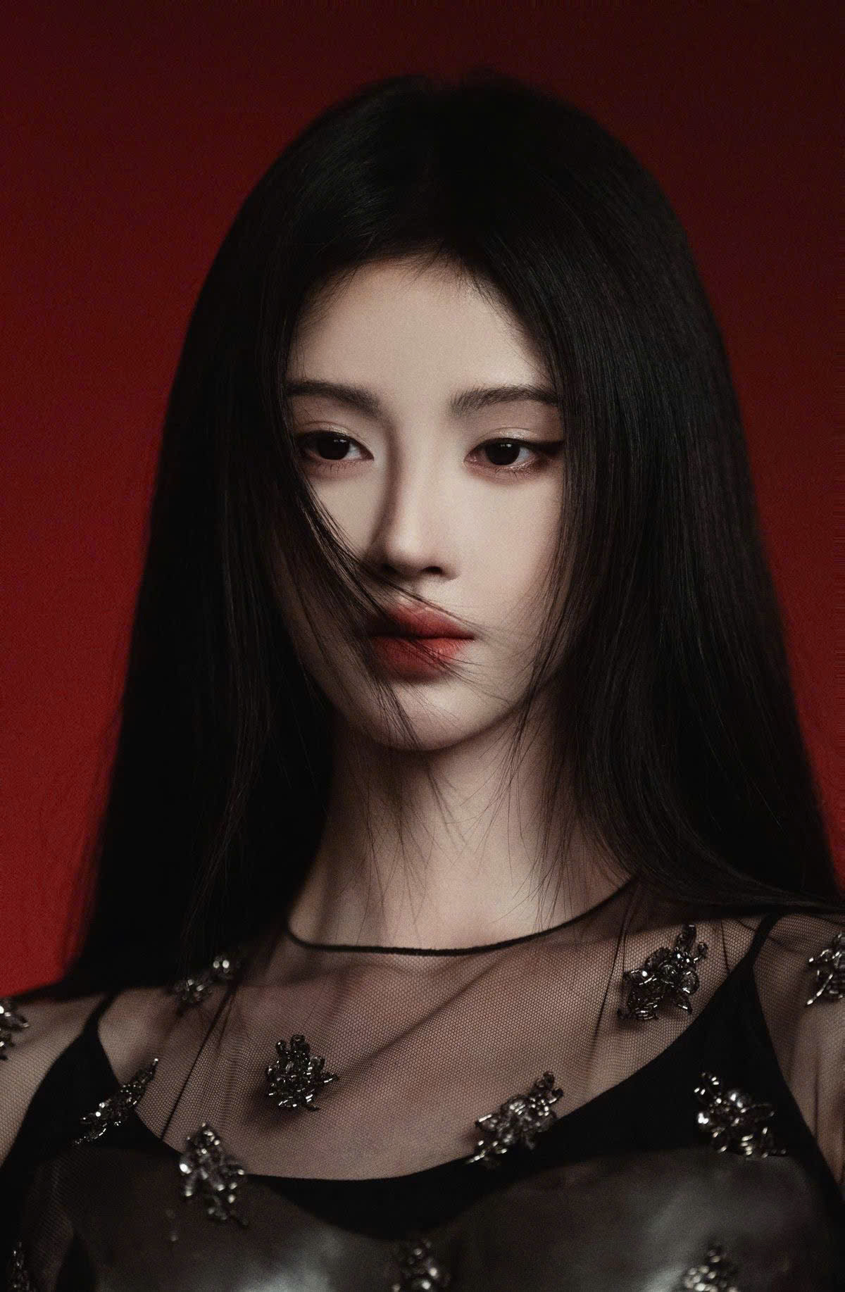 LỆ QUỶ TRĂM NĂM VÀ CÔ VỢ HAM TIỀN