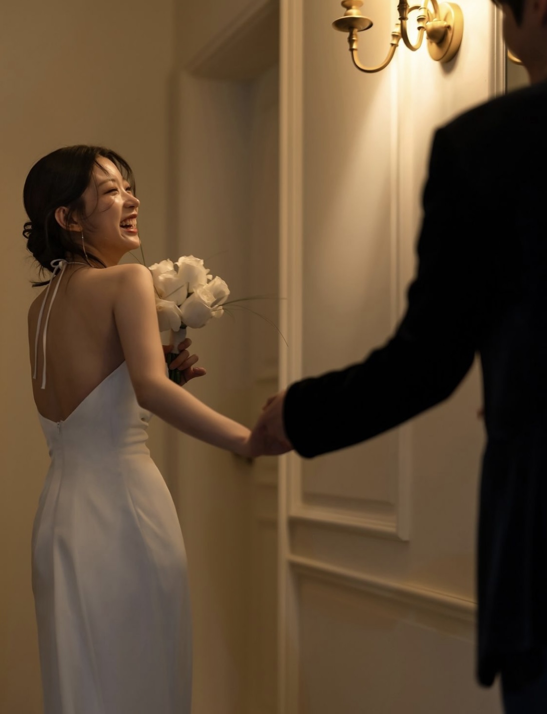 NHƯỜNG CHỖ CHO KẺ THỨ 3