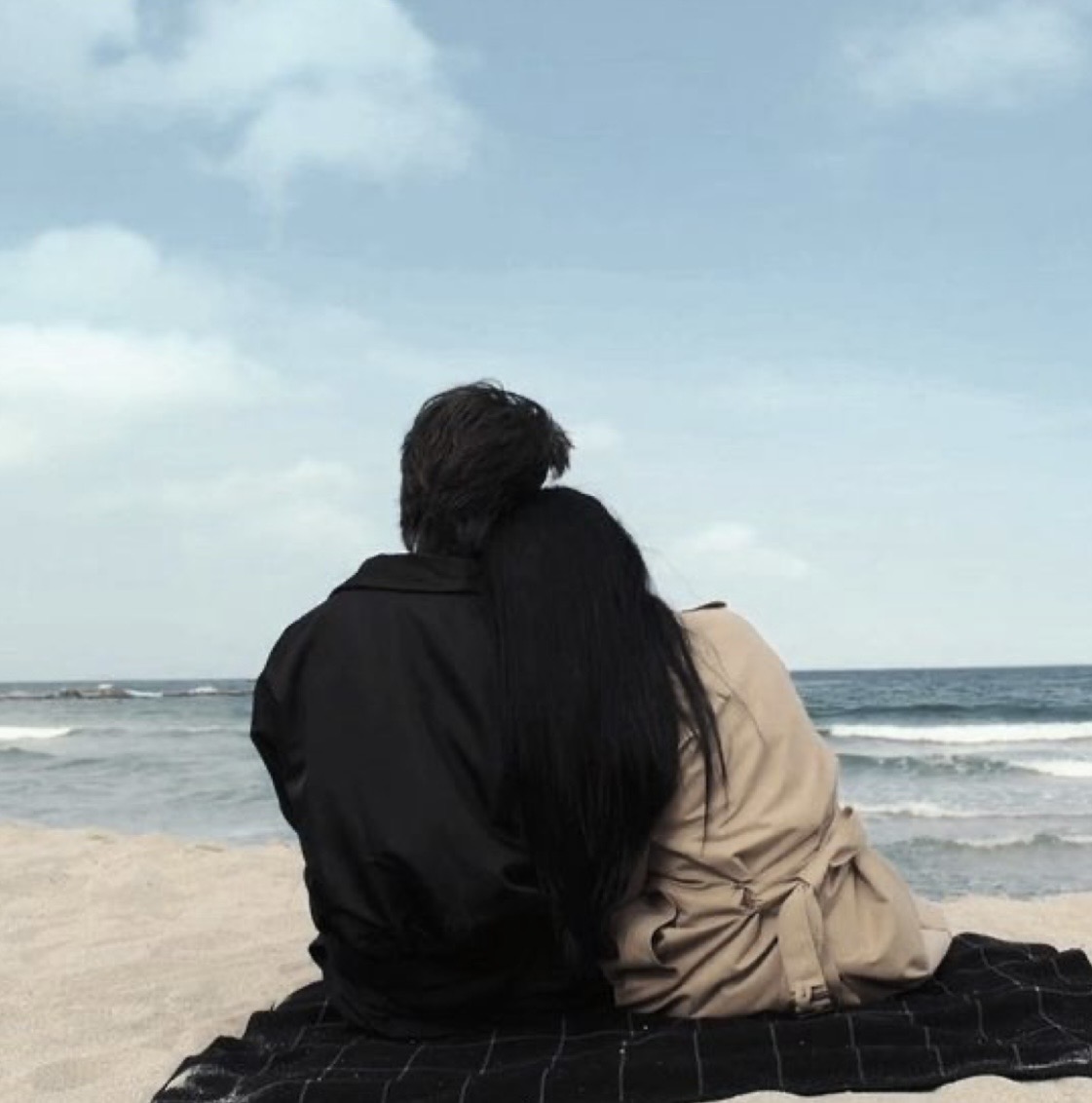 THIỆP CƯỚI THỰC TẬP SINH GỬI TỚI , CHÚ RỂ LẠI LÀ CHỒNG TÔI