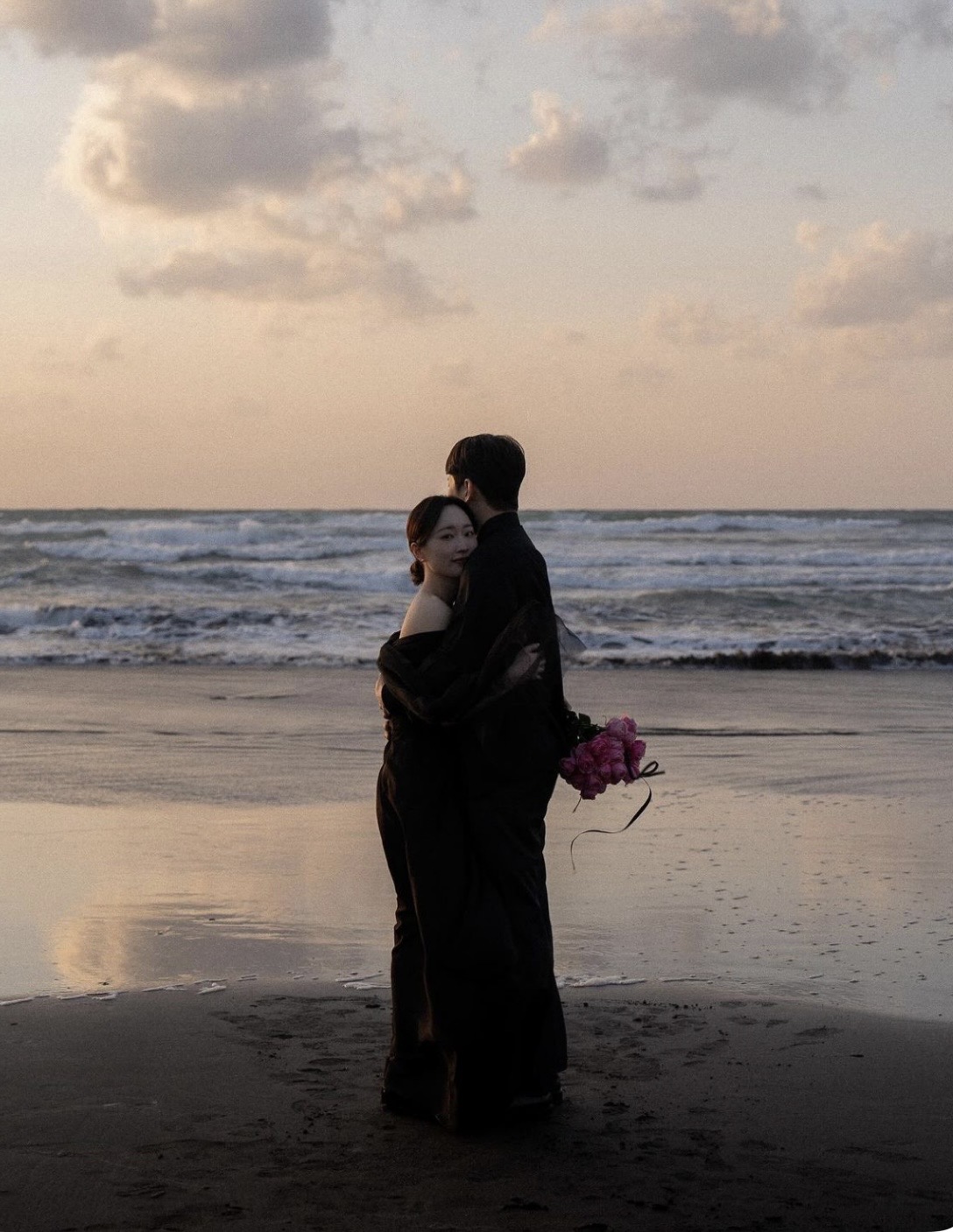 TÌNH YÊU KHÔNG CÒN TỒN TẠI