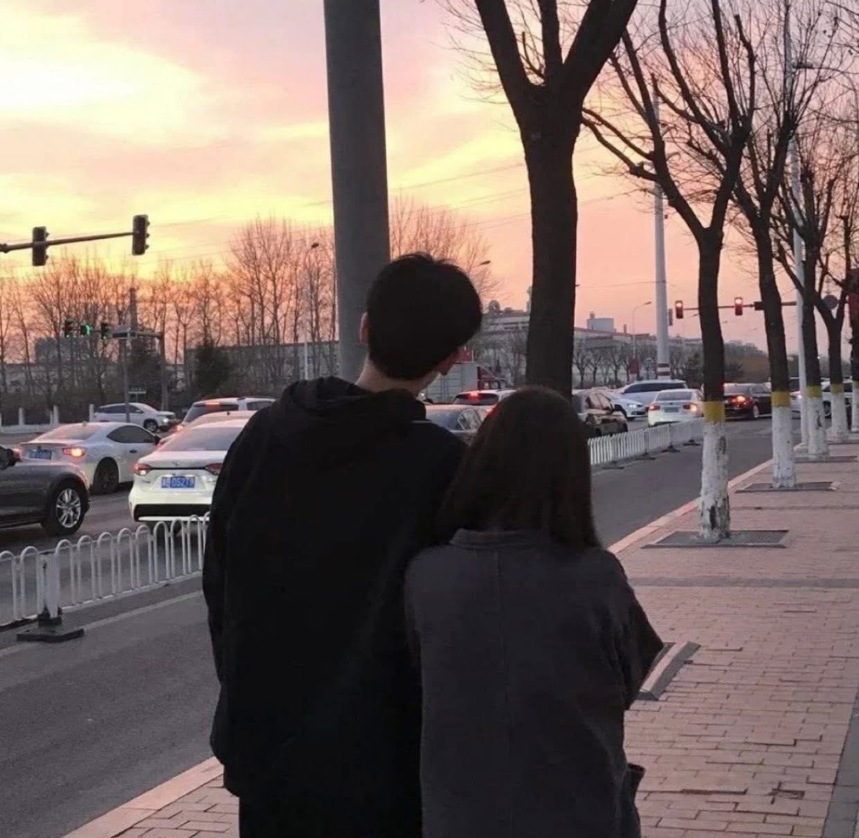 CHỒNG VUNG TIỀN TỔ CHỨC SINH NHẬT CHO TÌNH NHÂN