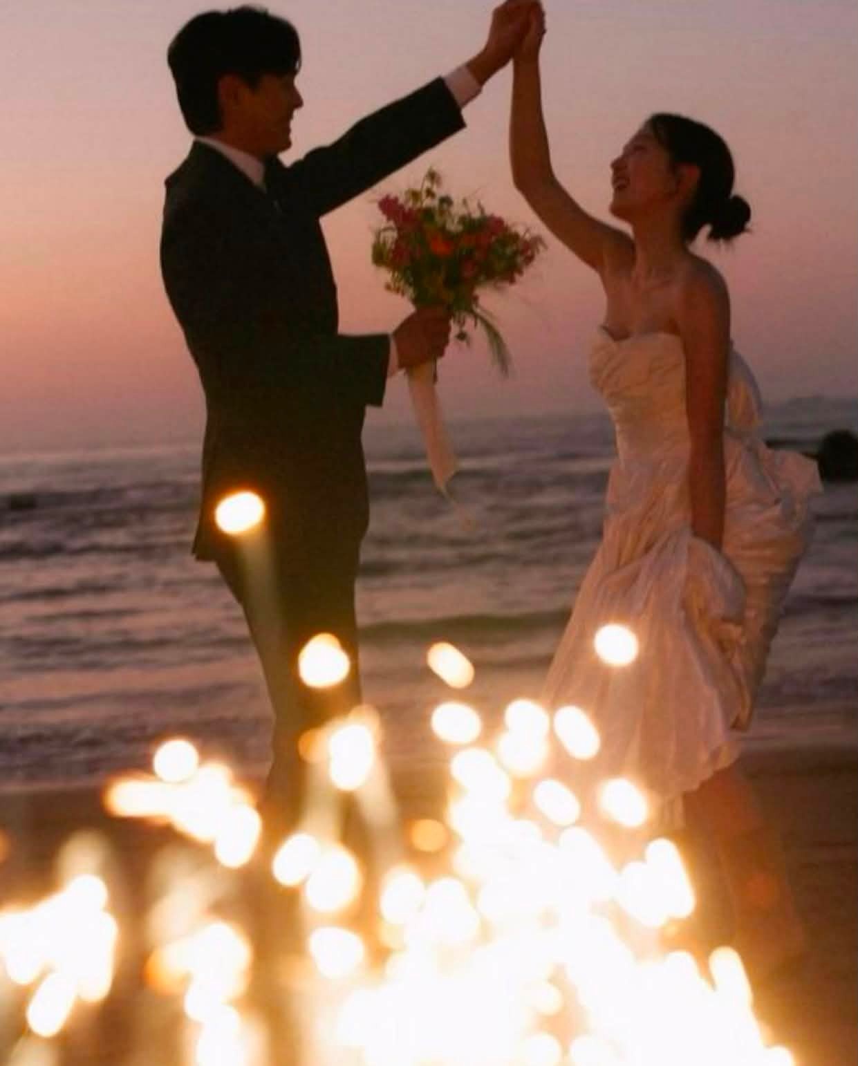 NGÀY CƯỚI VỊ HÔN PHU DẪN VỢ CŨ ĐẾN