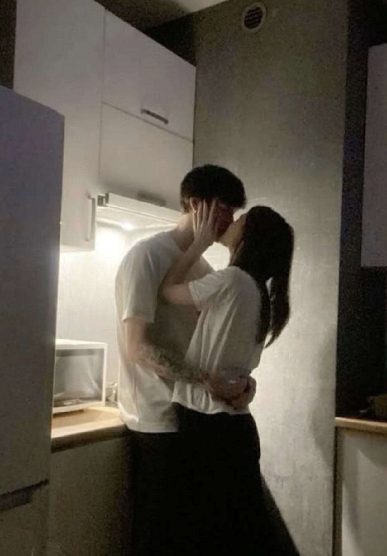 SAU KHI CHỒNG CỦA NGÔI SAO NỔI TIẾNG BẤT NGỜ XUẤT HIỆN TRÊN CHƯƠNG TRÌNH HẸN HÒ