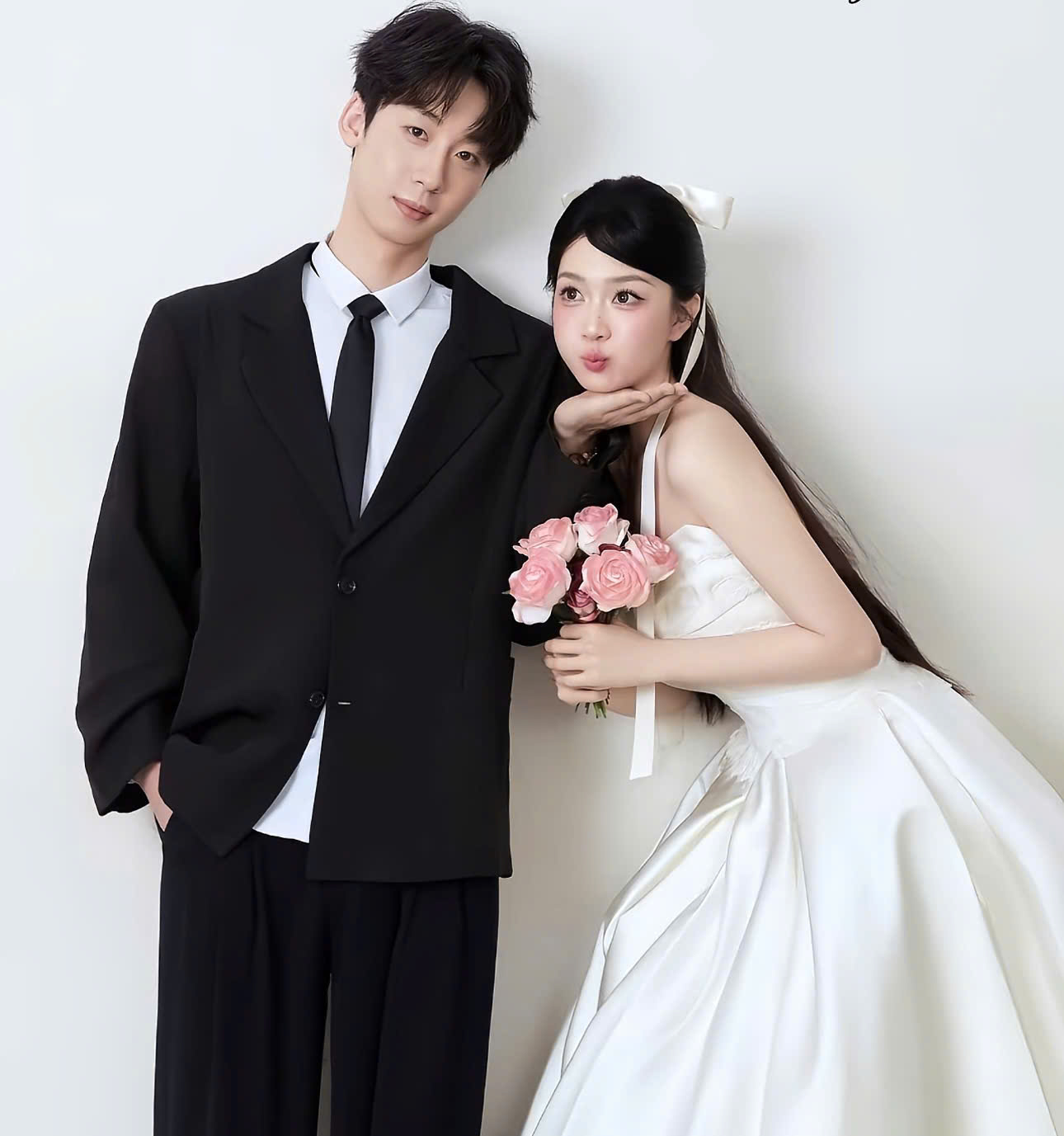 LÊN SHOW CÙNG ANH TRAI, TÔI LẬT TẨY THIÊN KIM GIẢ