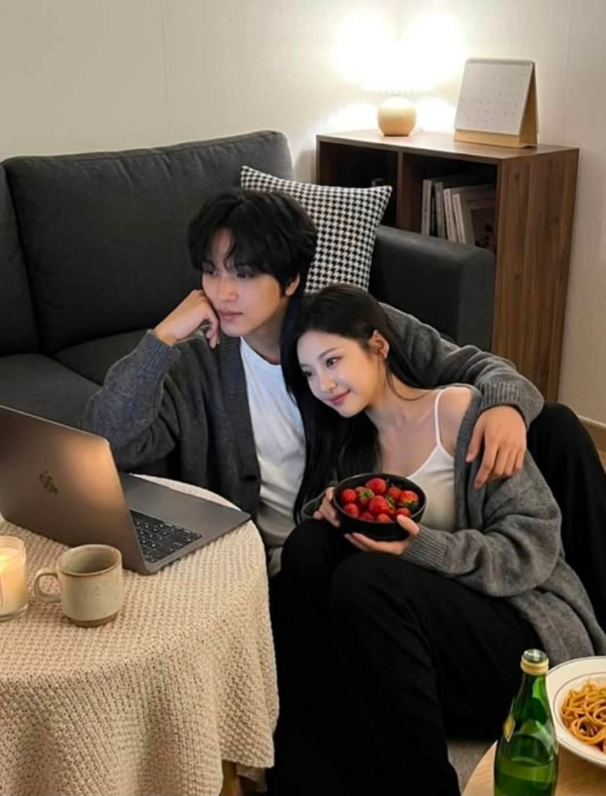 Hóa Ra Anh Luôn Yêu Tôi